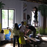 INDIA 2010017 Decorating a school